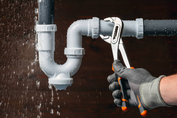 Professional Leak Detection technician working in Abington, CT